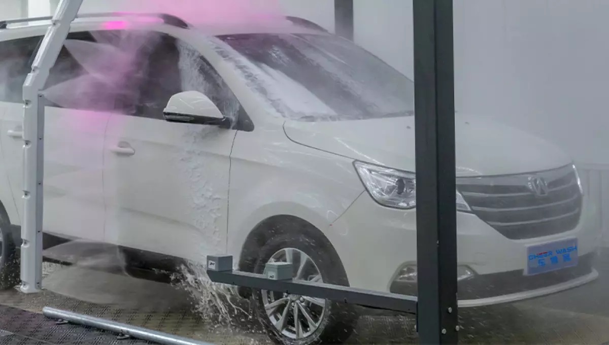 Mirror Protect — мойка зеркал